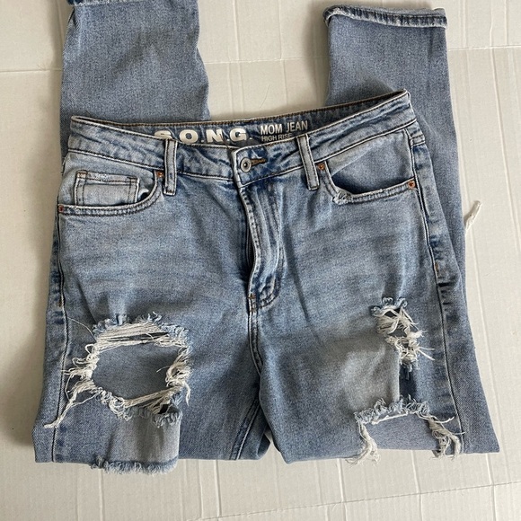 S.O.N.G Mom High Rise Mom Jeans - Light Blue - Picture 3 of 9